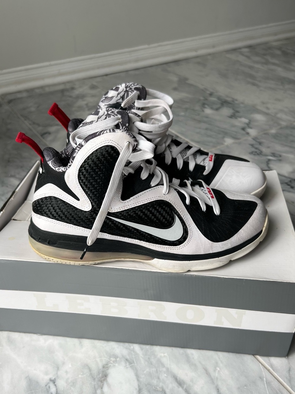 Men’s Nike LeBron 9 'Freegums' - Size 9